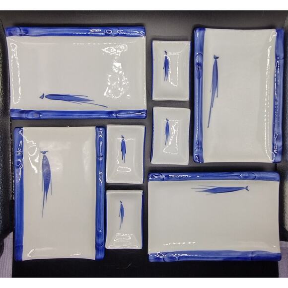 Japanese Traditional Porcelain Bamboo Plate Set Service of 4 ~ Blue & White - Picture 3 of 12